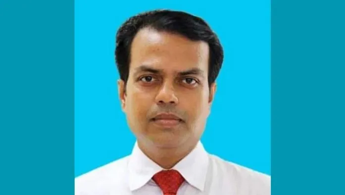 বরিশালে দুর্নীতির অভিযোগে চাপে ডিসি, মুখ খুলতেই বদলি ডজনখানেক